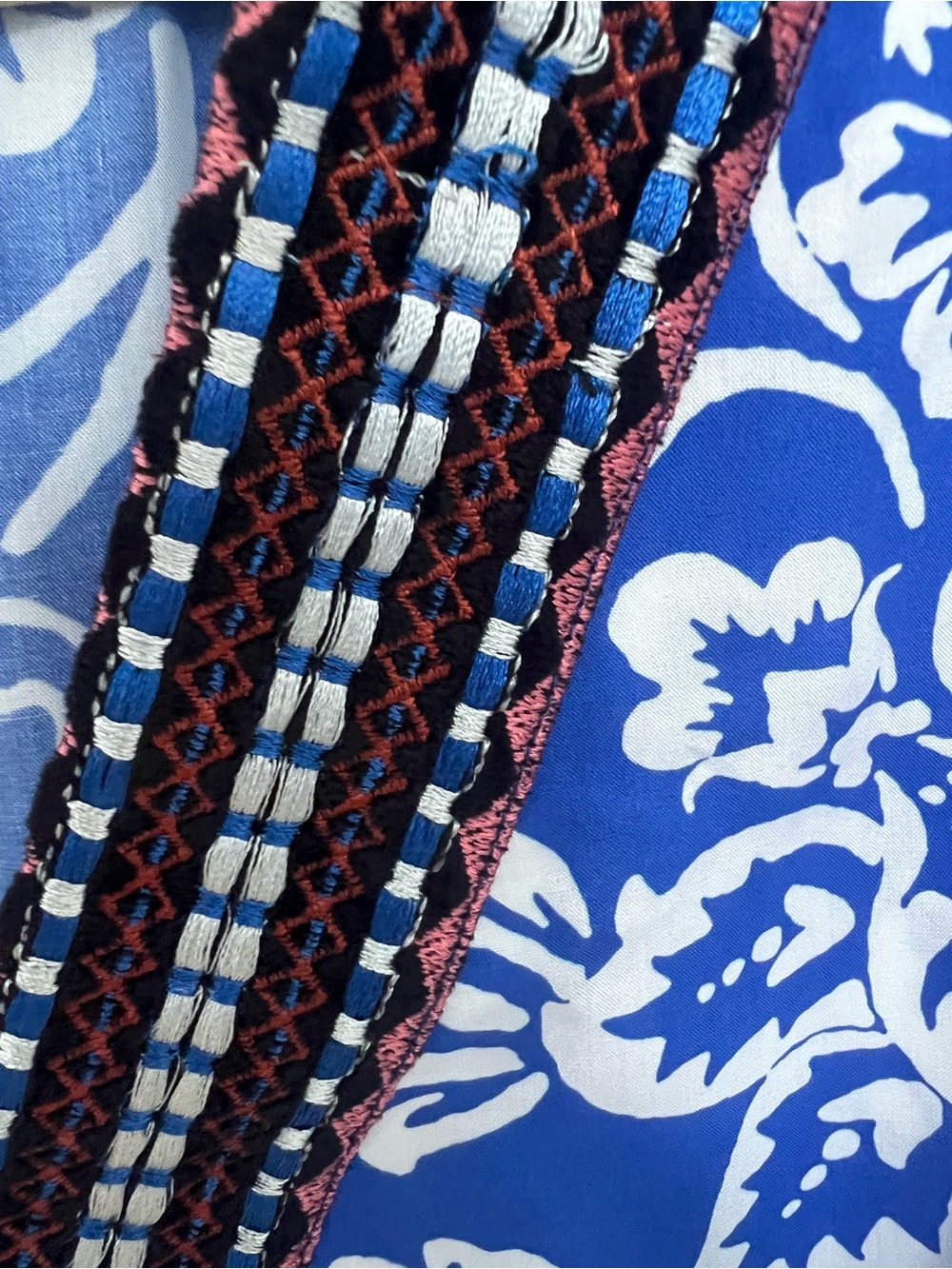 Blue & White Floral Embroidered V-Neck Blouse - Picture 6 of 9